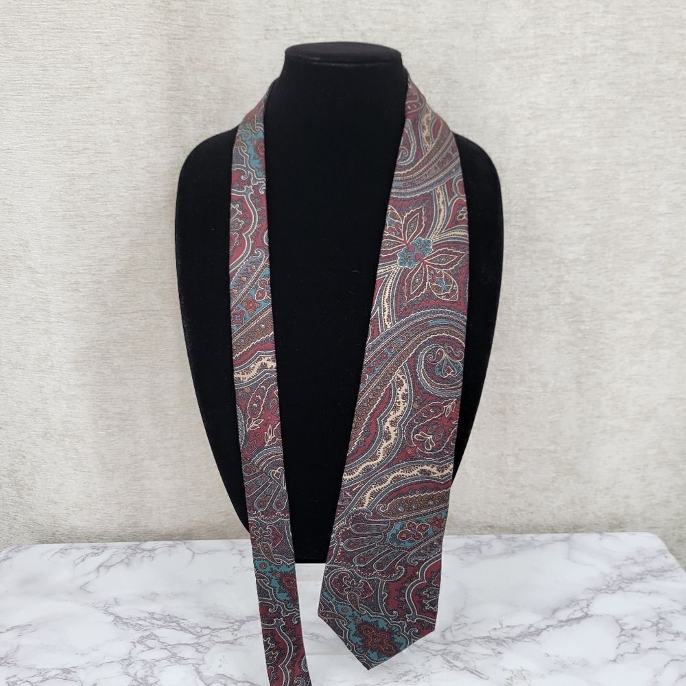 Peacock Vintage Italian Silk Paisley Patterned Necktie Men's Tie